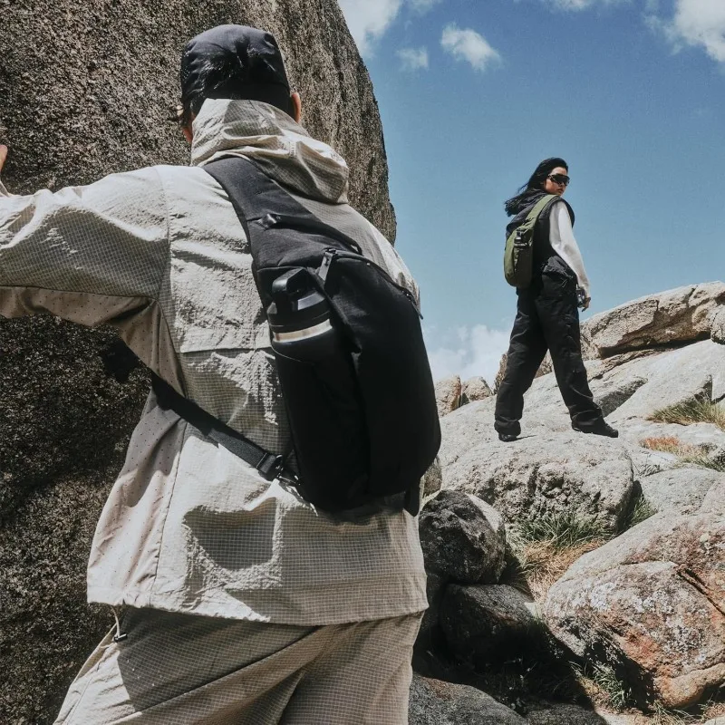 右肩掛けチェストバッグ 7.5L - クロスボディバッグ、ス - Sling Backpack Shoulder のレビューと価格
